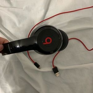 Beats Dre Wireless Headphones